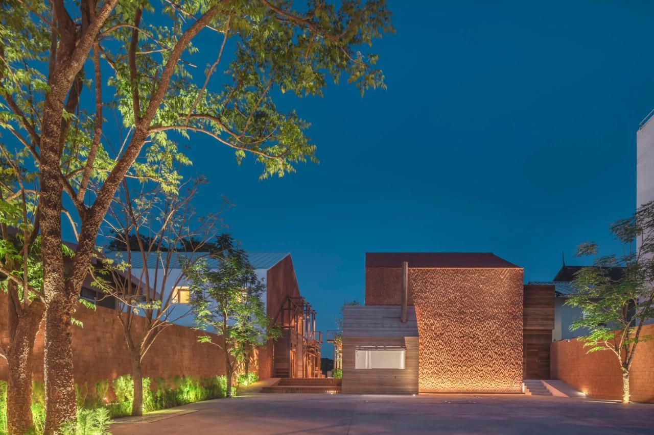 Hotel Baan Pomphet Phra Nakhon Si Ayutthaya Exterior foto